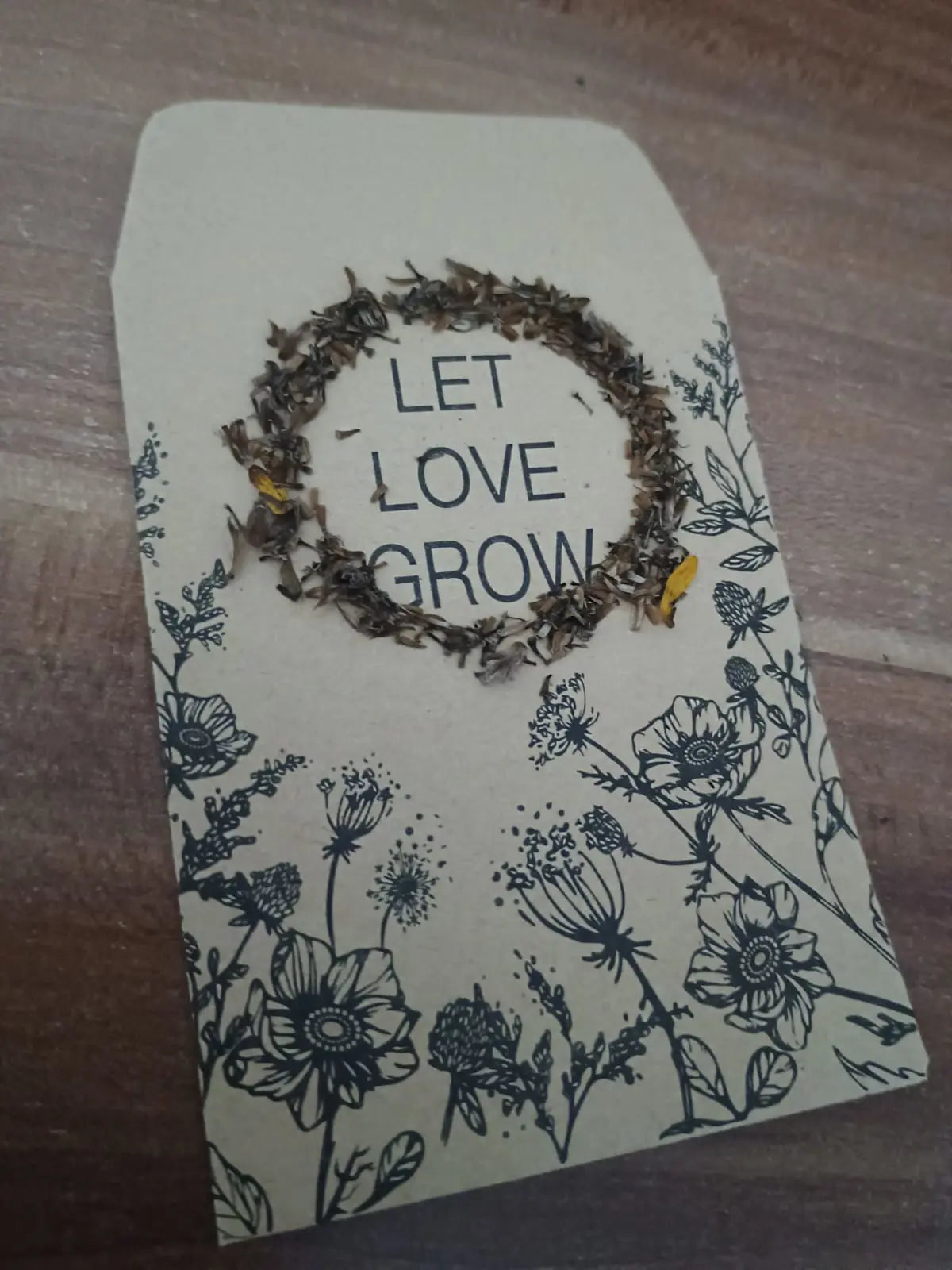 Färberkamille Samenpackung Anthemis tinctoria kaufen – robuste gelbe Bienenstaude Aussaat